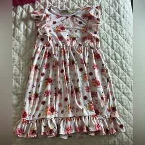 ADORABLE little girls fall themed dress - thanksgiving, pumpkins, fall foliage